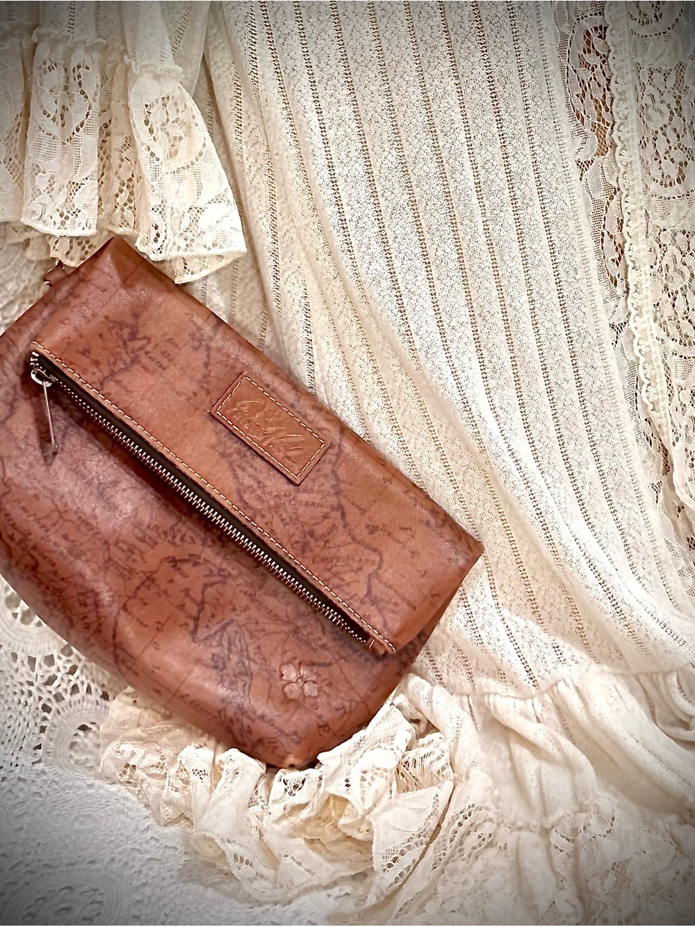 Patricia Nash VALERIE Fold-over Wristlet/Clutch Leather-Riot Rust Map